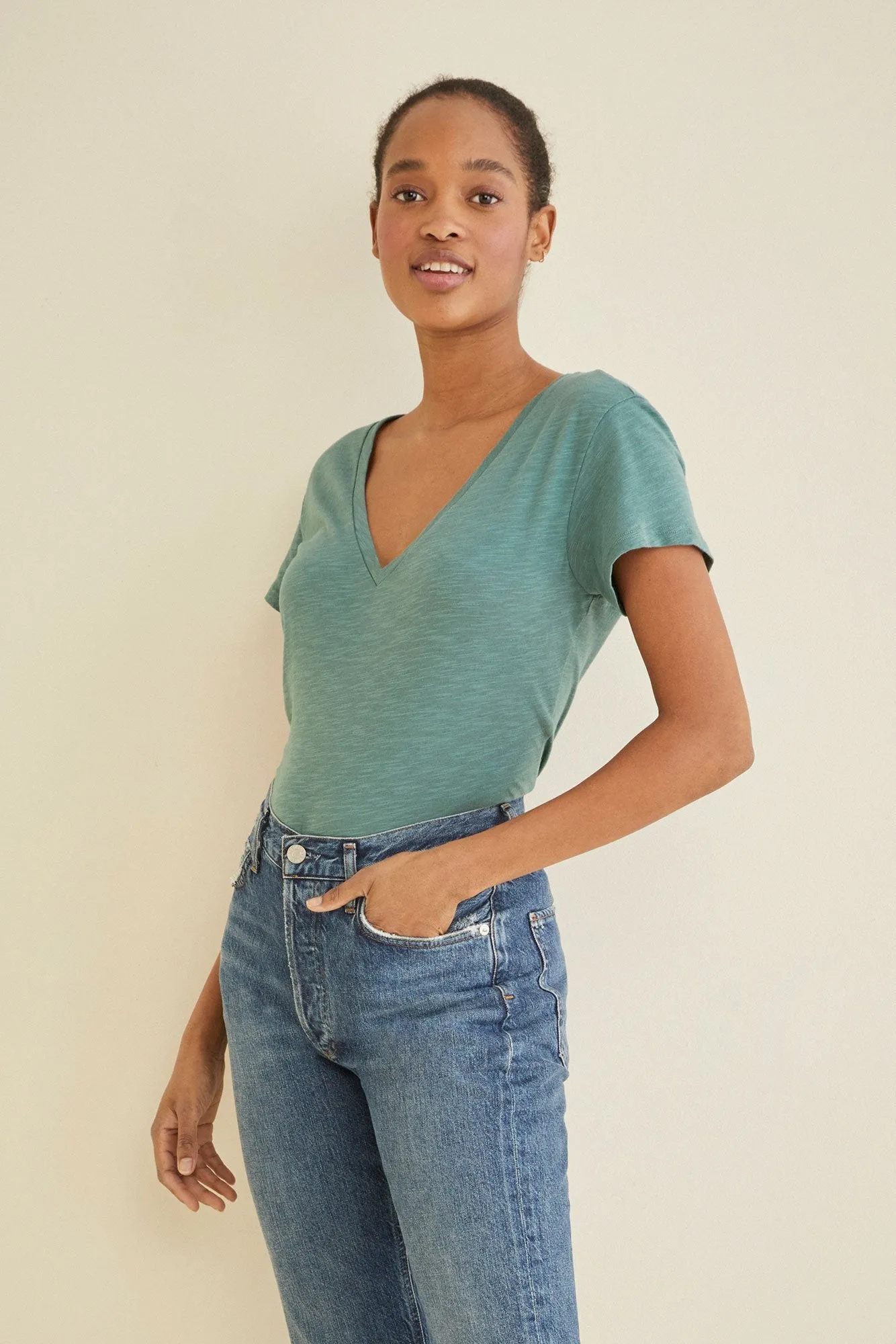 Joline V-Neck Slub Tee