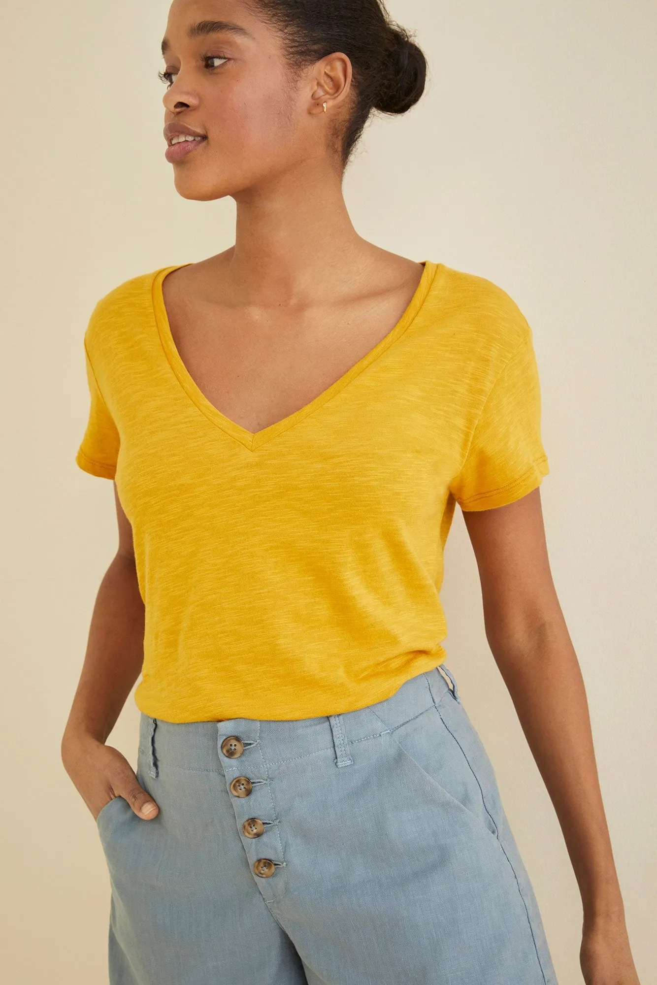 Joline V-Neck Slub Tee