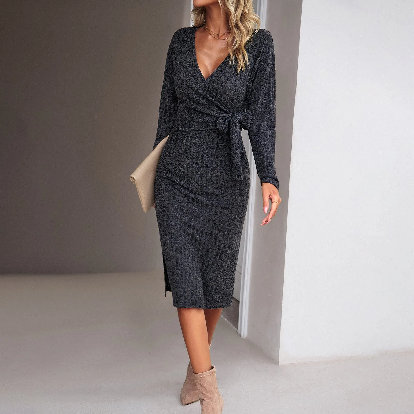 Low-Cut V-Neck Long-Sleeved Knitted Strappy Slim Dress Wholesale Dresses