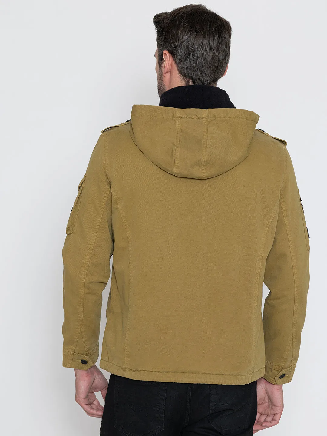 MUSTARD DETACHABLE HOODED JACKET.